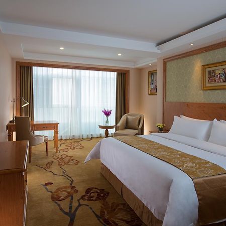Vienna Hotel Shenzhen Bantian Vanke Zone 5 Kültér fotó