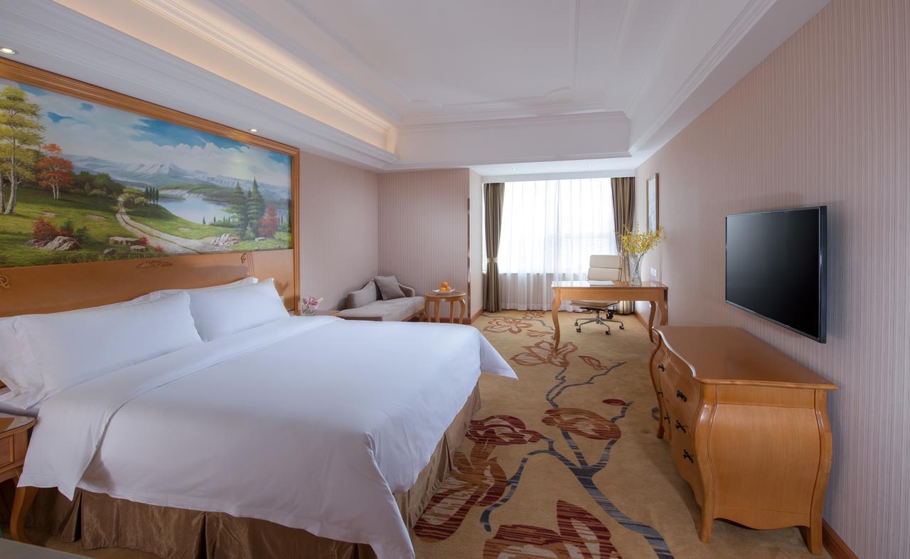 Vienna Hotel Shenzhen Bantian Vanke Zone 5 Kültér fotó